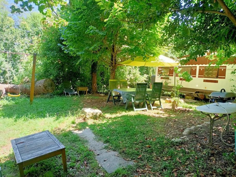 La Colline Aux Oiseaux, La Tranquillite Des Bois Villa Molieres-sur-Ceze Екстериор снимка
